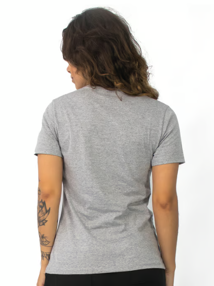 CAMISETA ALGODÃO GOLA V